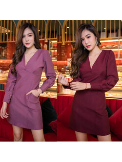 kudapy เดรสสั้นทรงเอคอวีแขนเเต่งกระดุมทองสีม่วง/วีแดงไวน์ ซิปหลัง แขนยาวผ่าข้าง กระเป๋าข้างใช้งานได้จริง เรียบแต่ดูเเพง น่ารักมาก ผ้ายืดหนา ยืดหยุ่นตามสัดส่วน