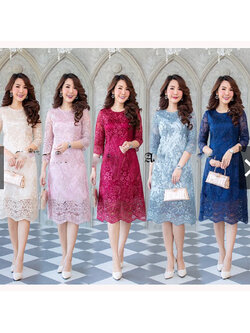 kudapy เดรสสั้นผ้าลูกไม้สีชมพู สีทอง สีฟ้าเทา สีกรม สีแดง แขนสี่ส่วน ซิบซ่อนด้านหลัง