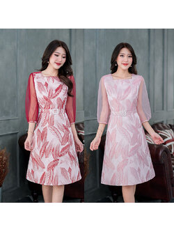 kudapy เดรสผ้า jacquard งานลายผ้าสวยโดดเด่นลายขนนกไล่สีงาน ผ้าสวยมีแท็กเจอร์ ตัวเดรสกระโปรงทรงเอ