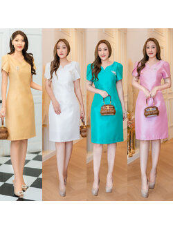 kudapy เดรสสั้นสีชมพู/สีทอง/สีเขียว/สีขาว ผ้าไหมญี่ปุ่นอัดกาว คอหัวใจ ทรงแขนทิวลิป ตัวชุดมีซับในให้อย่างดีมาพร้อมซิปซ่อนหลังผ่าหลังเล็กน้อย