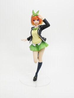 662248840987 Coreful Figure Yotsuba Nakano ( Uniform Ver. )