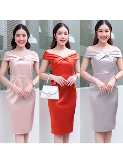 kudapy เดรสสั้นสีส้มอิฐ/สีทองโรสโกลด์/สีเทา เปิดบ่าทวิชอก กระโปรงสอบ ซิปหลังใส่ง่าย เนื้อผ้าดัชเชสอัดกาว