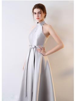 kudapy ชุดราตรียาวคอเต่าสีเทาเงิน โชว์หลัง เซ็กซี่เบา ๆ เว้าหลัง เก็บเอวเข้ารูป ทรงปล่อย เจ้าหญิงสุดๆค่ะ