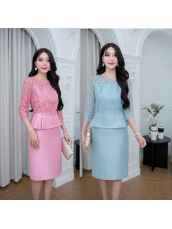 kudapyเดรสสั้นสีฟ้าอ่อน/สีชมพู ผ้าไหมสวยเรียบหรู ดีไซน์ด้านบนเป็นลูกไม้ลายสวย ช่วงเอวแต่งทวิสระบาย ตกแต่งลูกไม้ด้านหน้าช่วงเอว