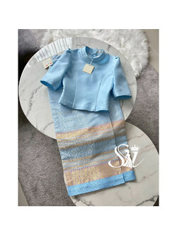 kudapy เสื้อบรมแขนสามส่วน สีฟ้าอ่อนละมุน คอจีน ซิปซ่อนหลัง งานผ้าไหมอิตลลี่หนานิ่ม อัดกาว ผ้าถุงสำเร็จรูป ซิปหลัง เกรดพรีเมี่ยมอัดกาว เนื้อผ้าไหมแพรทิพย์