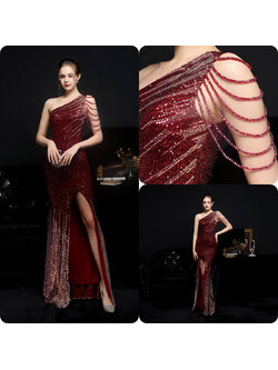 kudapy เดรสยาวสีเขียว -น้ำเงิน -แดง-โรสโกลด์ -ขาว -ดำ ออกงาน ไหล่ข้างเดียว ชุดปักเกร็ดเลื่อมไล่สีทั้งตัว เนื้อผ้ายืดเข้ารูป