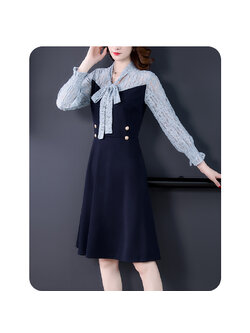 kudapy เดรสสั้นสีน้ำเงิน แขนยาว ผ้าคอตตอนผสม spandex เนื้อดี ทิ้งตัวสวย