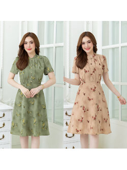kudapy เดรสสั้นสีเขียว/สีเบจน้ำตาล ลายดอก แพทเทิร์นสวย เรียบๆ มีดีเทล เย็บตีเกล็ดแต่งกระดุมหัวใจ