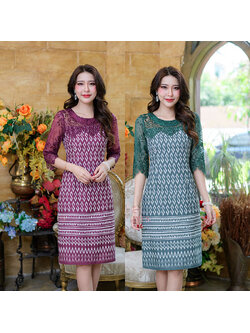 kudapy เดรสสั้นสีม่วงอมแดง/สีเขียว ผ้าพิมพ์ลายไทยลายขอ งานสวยเพิ่มความหรูหราด้วยการตกแต่งด้วยผ้าลูกไม้เพิ่มเติม