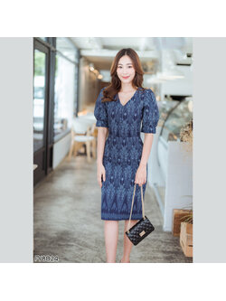 kudapy เดรสสั้นผ้าไทยพิมพ์ลายไทยสีกรมท่า เดรสคอวีทรงเอ แขนสั้นทรงตุ้กตา ซับใน ซิบหลังอย่างดีจร้า