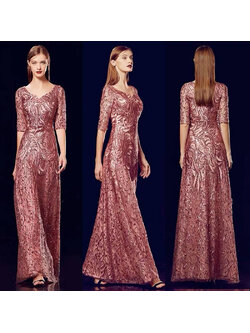 kudapy เดรสยาวสีชมพูเข้ม งานปัก ใช้ผ้าเนื้อดีปักลวดลายแน่นชัดสวย ปักขอบด้วยการปักเลื่อมแน่นๆทั้งตัว ช่วงล่างยาวพริ้วสวย