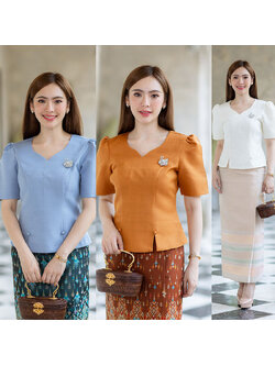 kudapy เสื้อสีฟ้า/สีส้มอิฐ/สีขาว ผ้าไหมฝรั่งเศสสีพื้น อัดกาวให้ทั้งตัว ทรงสวยตามแบบ การตัดเย็บเนียบ ทรงสวย ใส่สวยทุกรูปร่าง (เฉพาะเสื้อ)