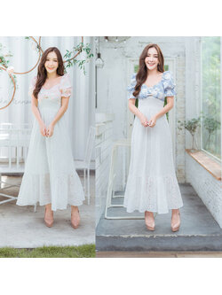 kudapy เดรสยาวสีชมพู.สีฟ้า ท่อนบนลายดอกล่างฉลุอกมุกสวยดูดีใส่แล้วน่ารักมากๆ