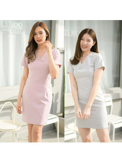 kudapy เดรสสั้นสีชมพู/สีเทา คอแหลมแขนสั้น แพทเทิร์นจับเกล็ดเข้ารูป ใส่สวยผอมเพรียว
