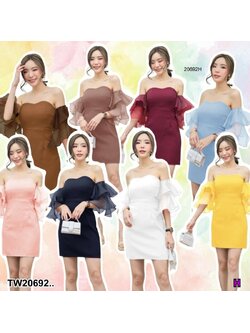 kudapy เดรสปาดไหล่แขนผ้าแก้ว สม็อกหลัง+ซิป งานเเพทเทิรน์สวย งานสวยดูหรู