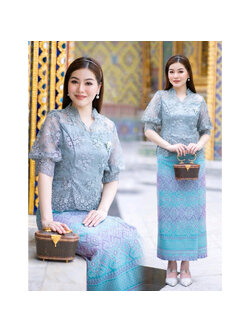 kudapy เซต 2 ชิ้น เสื้อสีเขียวหม่นเทา ใช้ผ้าลูกไม้เนื้อดีทอลายแน่นทั้งตัว มีซิปหลังสวมใส่ง่าย