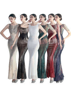 kudapy ชุดราตรียาวผ้ากริสเตอร์คอปาด แต่งลูกปัดที่ไหล่เพิ่มดีเทล สีดำ,โรสโกลด์,แดงไวน์,เขียว,สีน้ำเงิน,กรมท่า,ขาว ผ้าขยายได้ สวมเข้ารูป