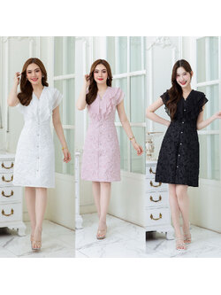 kudapy เดรสผ้าแจ็คกาด แต่งระบายสามชั้น ดีเทลแต่งกระดุมหัวใจน่ารัก เป็นซิปหลัง มีซับใน ใส่เที่ยว ทำงาน ออกงานสวยดูดี