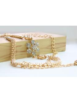 เข็มขัดสีทอง ประดับดอกไม้ มีตะขอเกี่ยวใส่ได้ทุกช่วงเอว ค่ะ