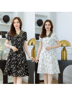 kudapy เดรสสั้นสีดำ/สีขาว คอปกมุกลายดอก แพทเทิร์นสวยคลาสสิคใส่ง่าย ดีเทลคอปกสีเขียว ช่วงเอวเพรียว