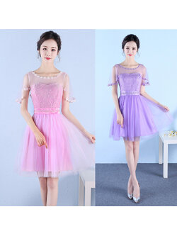 kudapy ชุดราตรีสั้นสีชมพู/สีม่วง คอกลม มีผ้าคลุมแขนไม่โป้ะ กระโปรงบานเอวเข้ารูป