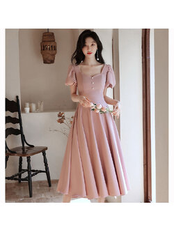 kudapy เดรสยาวสีชมพู เดรสสั้นแขนบอลลูนแต่งกระดุมมุกกระโปรงทรงบาน สวยหวาน เรียบหรู สวยดูดี สไตล์มินิมอล