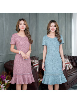 kudapy เดรสสั้นสีชมพูกลีบบัว/เทาฟ้า ผ้าลายกุหลาบลายสวยมากๆค่ะ ดีไซน์แขนสั้นชายกระโปรงระบาย ทรงฮอต