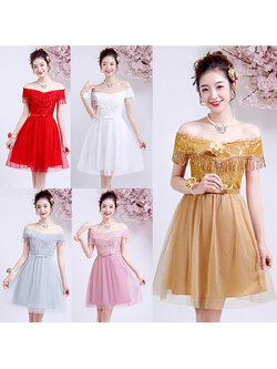 kudapy เดรสสั้นสีขาว/สีเทา/สีชมพูถั่วแดง/ แดง/ส้ม ราตรีออกงาน ทรงเปิดไหล่ สม็อคหลัง