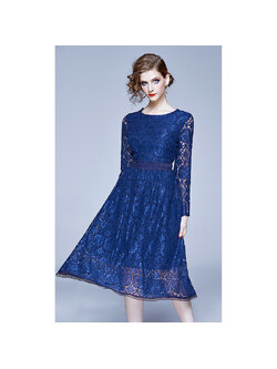 kudapy เดรสสั้นผ้าลูกไม้สีน้ำเงินเข้ม คอกลม แขนยาว เอวตกแต่งผ้าลูกไม้ลายฉลุ กระโปรงทรงเอ สวยดูดี