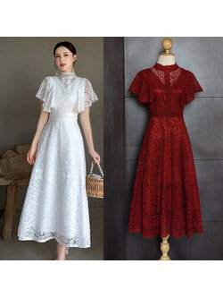 kudapy ชุดแม็กซี่เดรสยาวผ้าลูกไม้สีขาว/สีไวน์แดง เดรสคอตั้งแต่งระบายแขนทั้งสองข้าง ทรงระบายผ้าทิ้งตัวทรงสวยตามแบบ