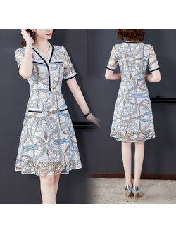 kudapy ชุดเดรสใส่ทำงานผ้าลูกไม้เนื้อดีโทนสีฟ้าขาว พิมพ์ลายกราฟฟิกตามแบบ