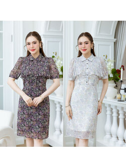 kudapy เดรสคอปกอกพลีทระบาย ลายดอกเล็กสวยละมุน ดีเทลสวยเก๋มากๆ ช่วงอกเป็นกระดุมใบโควเวอร์ดำ