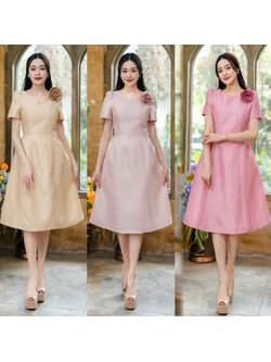 kudapy เดรสสั้นสีชมพู/สีทอง/สีชมพูพิ้งโกล ผ้าจิตลดา ตัวผ้าไหมจิตลดา ทรงเอทรงเจ้าหญิง คอกลมปาด แขนสั้นยกไหล่