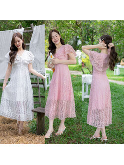 kudapy เดรสยาวสีขาว/สีชมพู ผ้าลูกไม้ระบายแต่งดีเทลอกร้อยด้วยเชือก แขนไล่ระดับผ้าโปร่งงานสวย