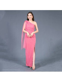 kudapy ชุดราตรียาวสายเดี่ยวแต่งโบว์สีชมพูสด กระโปรงทรงเอ ตีเกร็ดเอว ใส่แล้วเอวคอด พรางแขน พรางสะโพก มากค่ะ