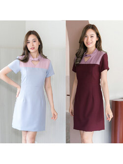 kudapy เดรสสั้นสีแดงเข้ม/สีเทาฟ้า ทรงเอ ตัดต่อปกคอไขว้ เล่นสีทูโทนน่ารักๆ แพทเทิร์นตัดต่อเอว จับเกล็ดใส่สวยเข้ารูป
