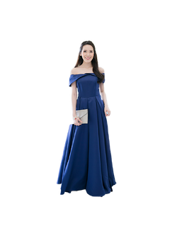 kudapy ชุดราตรียาวเปิดไหล่สีน้ำเงิน ตัวเดรสเปิดไหล่ กระโปรงยาวทรงบานงานหรูามากค่ะ มีซับใน ซิบหลังอย่างดีค่ะ