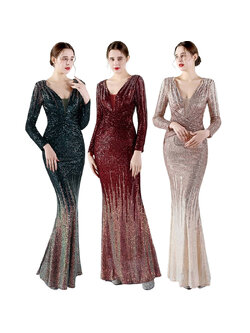 kudapy ชุดราตรียาวคอวีแขนยาวผ้ากริสเตอร์ทอแสง สีแดงเบอร์กันดี้,สีเขียว,สีชมพูโรสโกลด์ ผ้าขยายได้ สวมเข้ารูป ทรงสวย เรียบหรู มีบราเย็บติดข้างในชุด ซิปหลัง สำเนา สำเนา