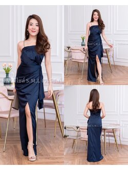 kudapy ชุดราตรียาวเกาะอกสายเดี่ยวสีเขียว กระโปรงยาวระบายข้าง ผ้าเครปซาติน