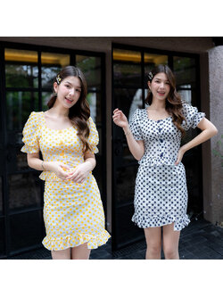 kudapy เซ็ตสีฟ้าๅสีเหลือง กระโปรงปักดอกแขนตุ๊กตา แต่งกระดุม อัดพลีทช่วงปลาย สีน่ารัก เด่นสะดุดตา