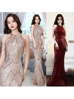 kudapy ชุดราตรียาวสีทองสีแดง แขนแต่งลูกปัด ชุดทรงหางปลาปักเลื่อมทั้งชุด ลุคสวยหรูดูแพง เหมาะสำหรับใส่เป็นชุดราตรี ชุดออกงาน ชุดไปงานแต่ง ชุดรับรางวัล