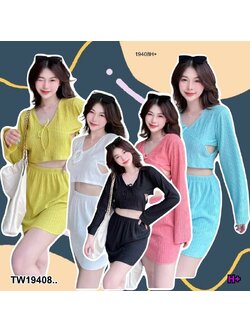 kudapy Set 2 ชิ้น เสื้อครอปแขนยาวเปิดด้านข้าง + กระโปรงสั้น ลุคไปทะเลsummer เที่ยวทะเลจัดเลยค่ะ