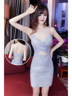 kudapy ชุดเดรสสั้นสายเดี่ยวสีเงินวิ๊งค์ เว้าเอว เว้าหลัง ทรงสวยเซ็กซี่มาก