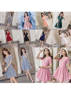 kudapy เดรสสั้นสีขาว,เทา,กรม,ดำ,แดง,โอรสอ่อน,ชมพู,ชมพูกะปิ,ฟ้า ลูกไม้แขนสั้น คอวีลายลูกไม้ ลายลูกไม้ลายดอกกุหลาบ