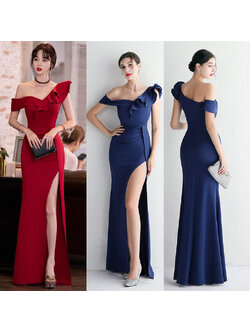 kudapy เดรสยาวสีน้ำเงินกรมท่า/สีแดง ปาดไหล่แต่งระบาย กระโปรงผ่าหน้าทรงหางปลา เรียบหรูดูแพง