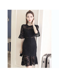 kudapy เดรสสั้นสีดำ ผ้าลูกไม้ แขนยาวข้อศอกระบายสวยๆ