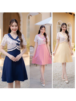 kudapy เดรสสั้นสีเหลือง/สีชมพู/สีกรม คอบัวเสื้อกั๊กทรงระบายเล็กๆ กระโปรงพริ้ว ดีเทลมีกระดุมน่ารักๆติดตรงอก