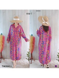 kudapy ชุดเดรสคอวี ทรงปล่อย แขนยาวปล่อยปลายแขนไม่สม็อค ใส่เที่ยวทะเล