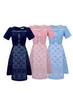 kudapy เดรสคอกลมแต่งโบว์เอวลายผ้าไทย