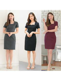 kudapy เดรสสั้นคอหัวใจแขนสั้นสีเทาเข้ม/สีแดงเข้ม/สีดำ เข้ารูปเอว ทรงสวยเป๊ะมาก เนื้อผ้าหนามีน้ำหนัก ซับในทั้งตัว ใส่ได้ตลอด
